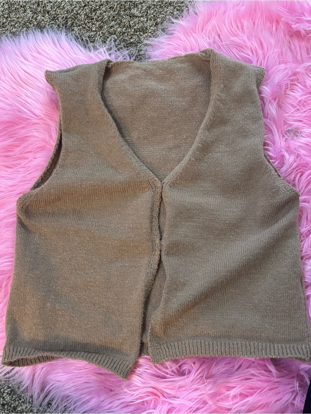 Brown Cropped Open Front Sweater Vest Size M